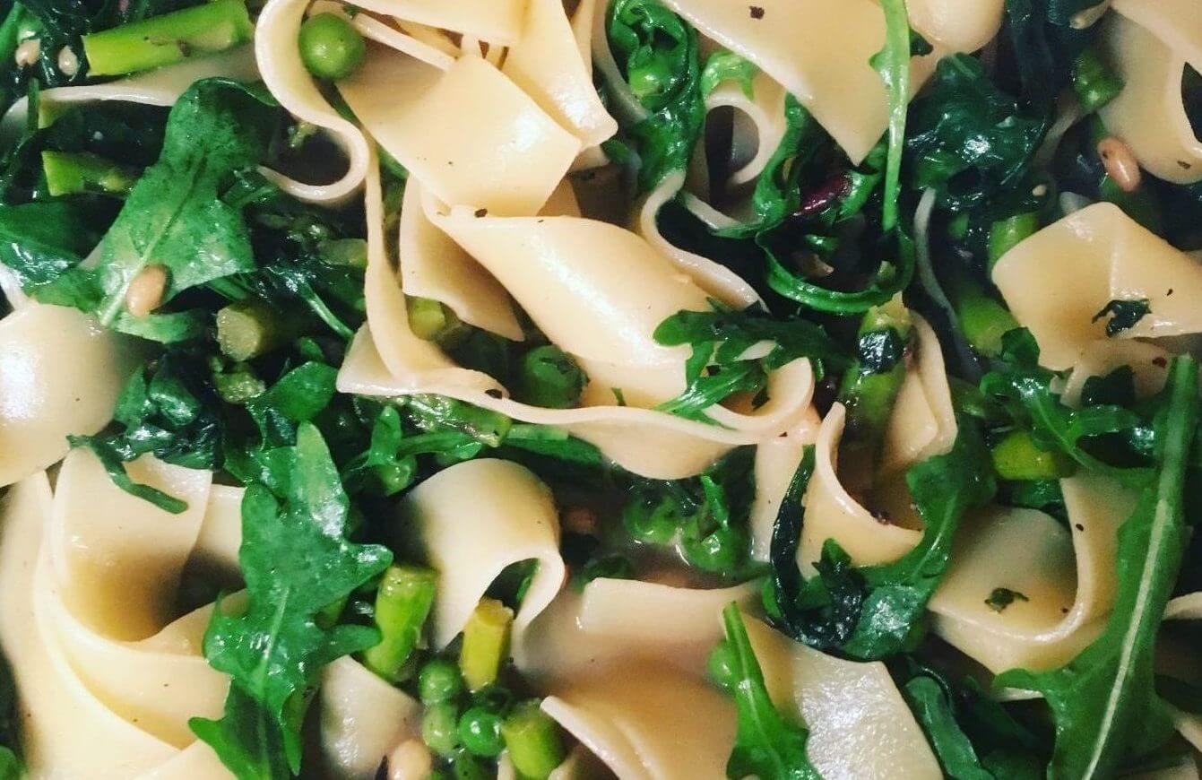 pasta with asparagus, peas, pine nuts and arugula- anti-cancer recipes- cook for your life