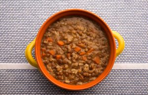 Sopa de lentejas con arroz Recipe Image