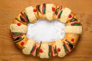 Whole Wheat Rosca de Reyes Recipe Image