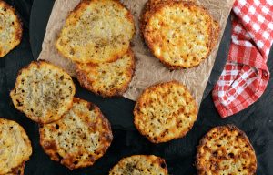 Chive Cayenne Shortbread Cookies Recipe Image