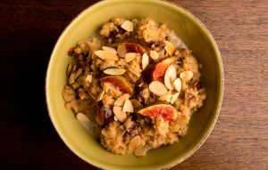 Fig & Bulgur Porridge Recipe Image