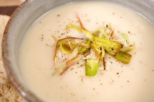 Crispy Leek & Parsnip Soup Recipe Image