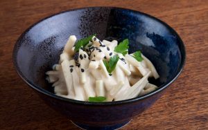 Colinabo con salsa remolada de sésamo Recipe Image