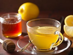 Hot Lemon & Honey Tea Recipe Image
