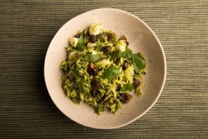 Orzo With Pesto & Roasted Mushrooms Recipe Image