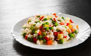 Ensalada de arroz Recipe Image