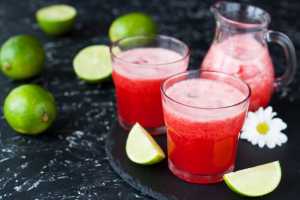 Fresh Strawberry, Apple & Lime Juice Recipe Image