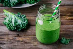 Pear & Kale Smoothie Recipe Image