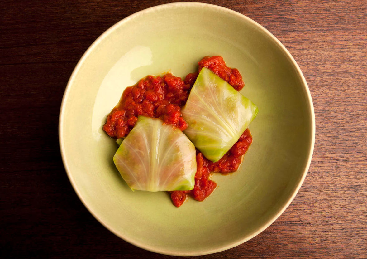 stuffed cabbage with tomato sauce