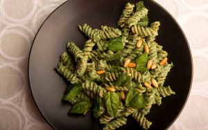 Pesto de Queso Cottage Recipe Image