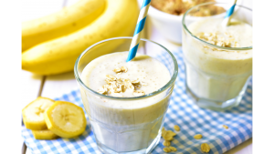Low FODMAP Banana Oat Smoothie Recipe Image